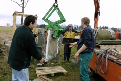 Renovierungsarbeiten - der alte Bildstock wird abgebaut